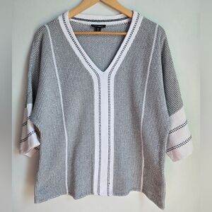 TRIBAL V-Neck Gray and White Cotton Knit Sweater